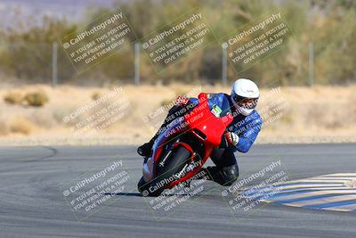 media/Jan-09-2022-SoCal Trackdays (Sun) [[2b1fec8404]]/Turn 6 (1035am)/